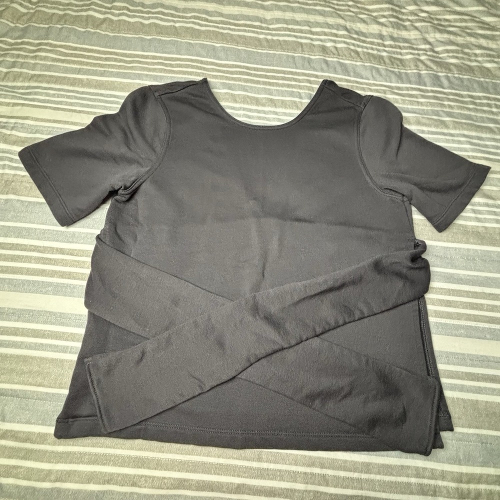 Nike Studio Yoga Top Women Sz Small Short Sleeve Training Sweatshirt AR6367-080
